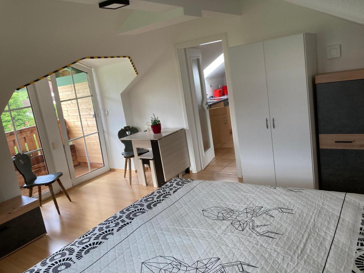 Missen Appartement Luaran gambar